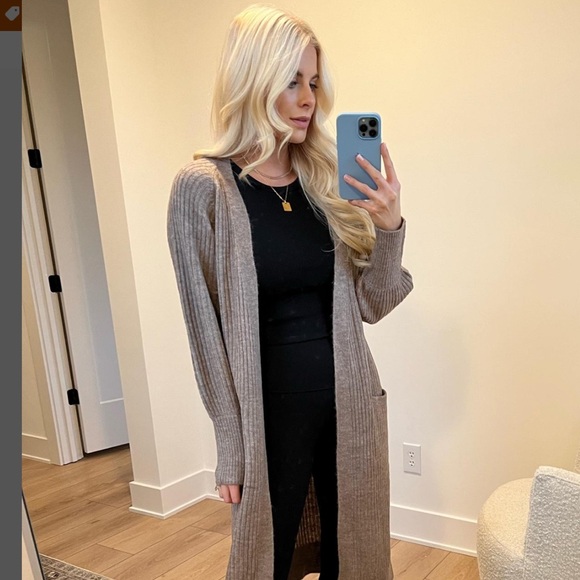 Abercrombie and Fitch x Kathleen Post Duster Cardigan - Picture 4 of 4